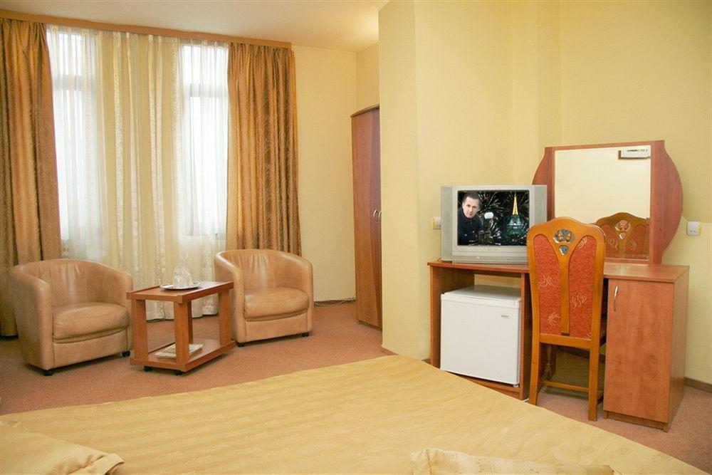 Hotel Amphitryon Bükreş Dış mekan fotoğraf